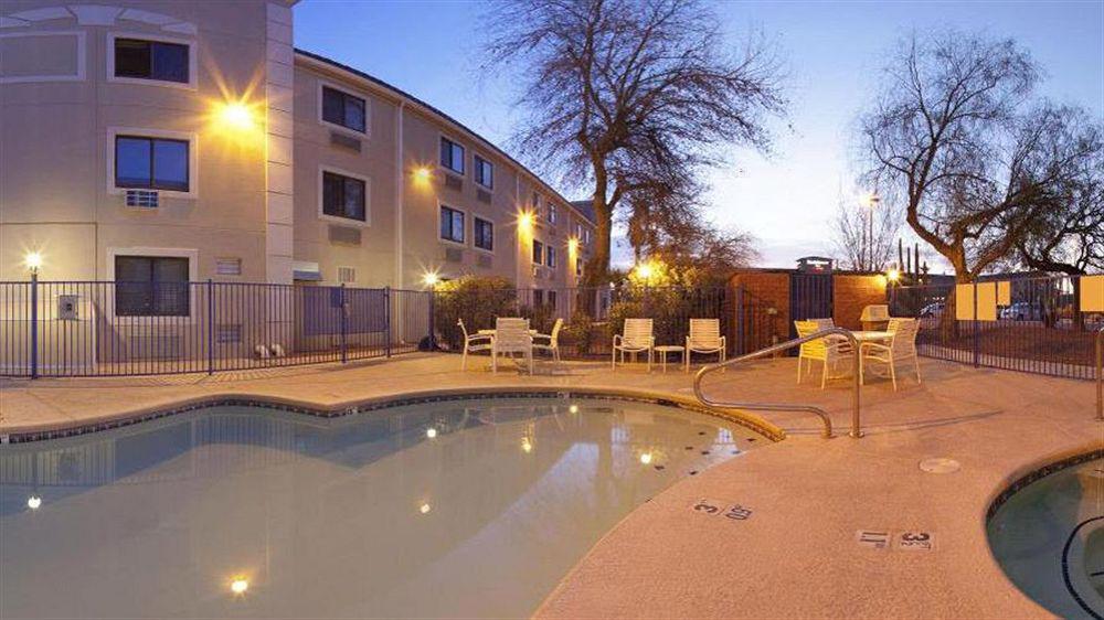 Holiday Inn Express Tucson-Airport By Ihg Exteriör bild